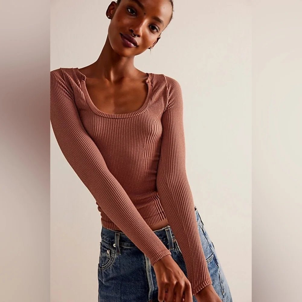 NWOT Clean Slate seamless layering top by Intimately Free People in size M/L